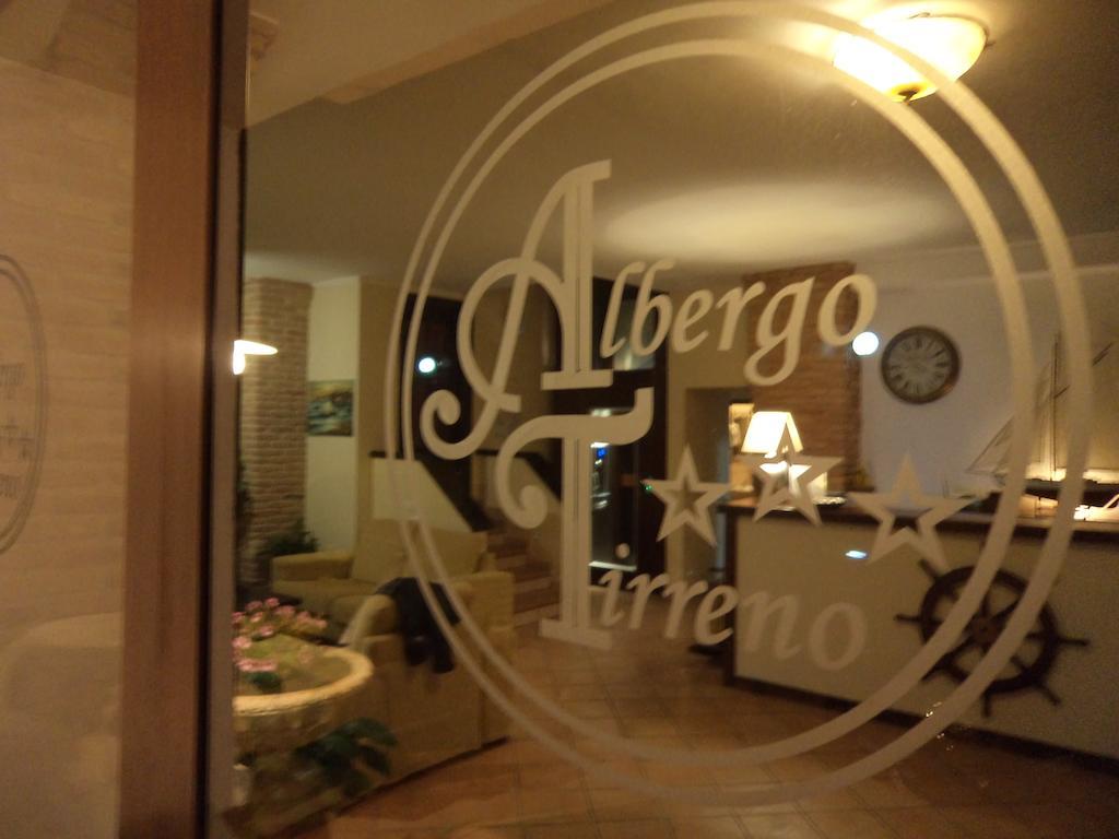 Albergo Tirreno Марина-ді-Камерота Екстер'єр фото