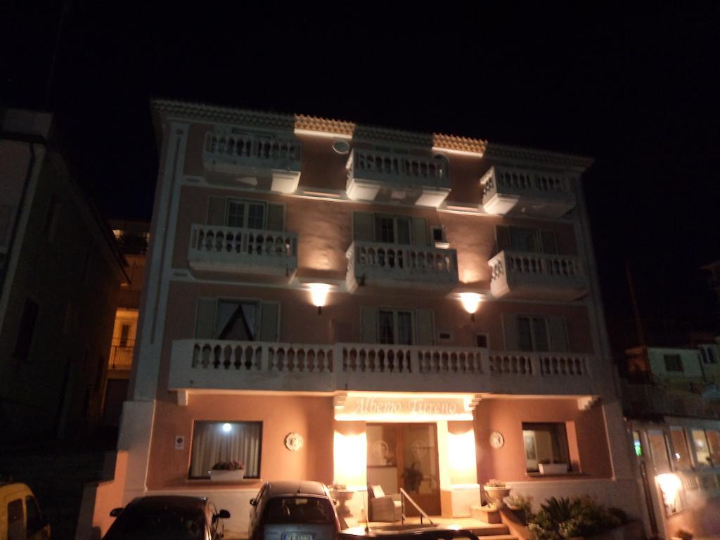 Albergo Tirreno Марина-ді-Камерота Екстер'єр фото