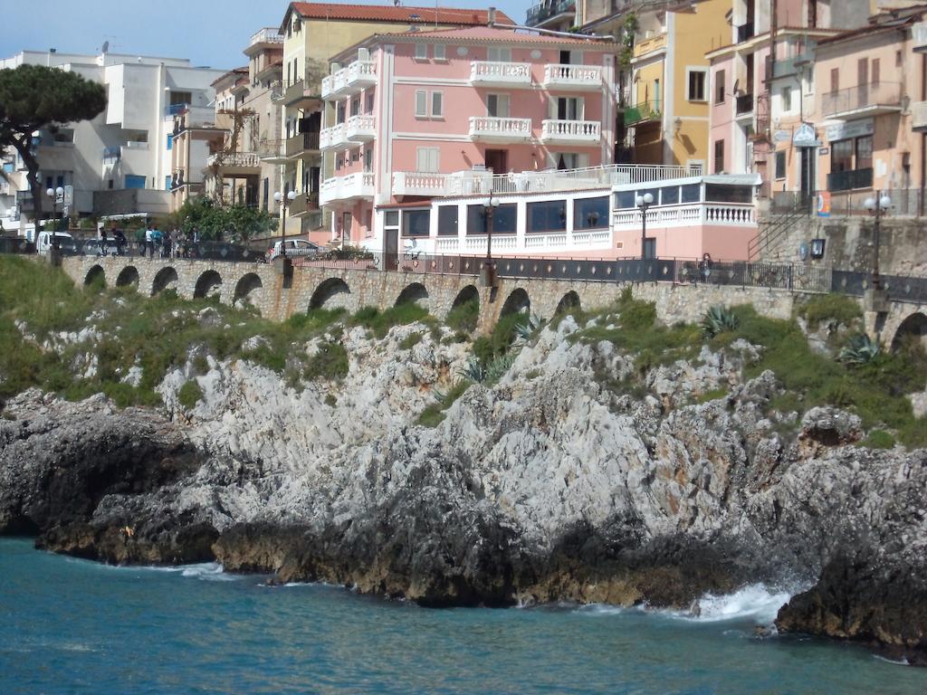 Albergo Tirreno Марина-ді-Камерота Екстер'єр фото