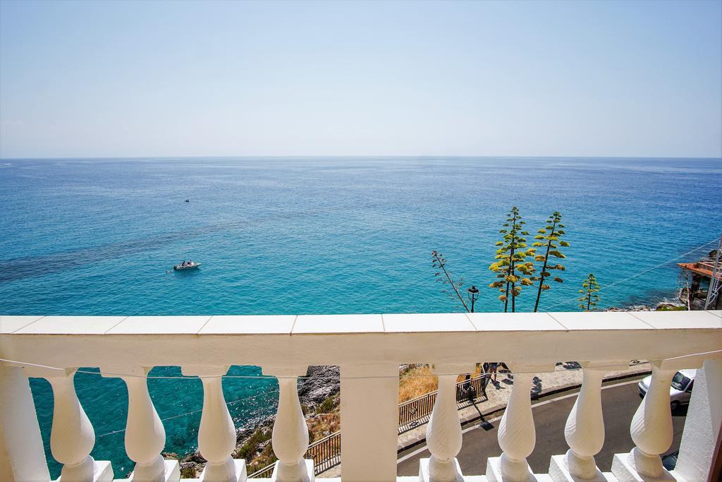Albergo Tirreno Марина-ді-Камерота Екстер'єр фото