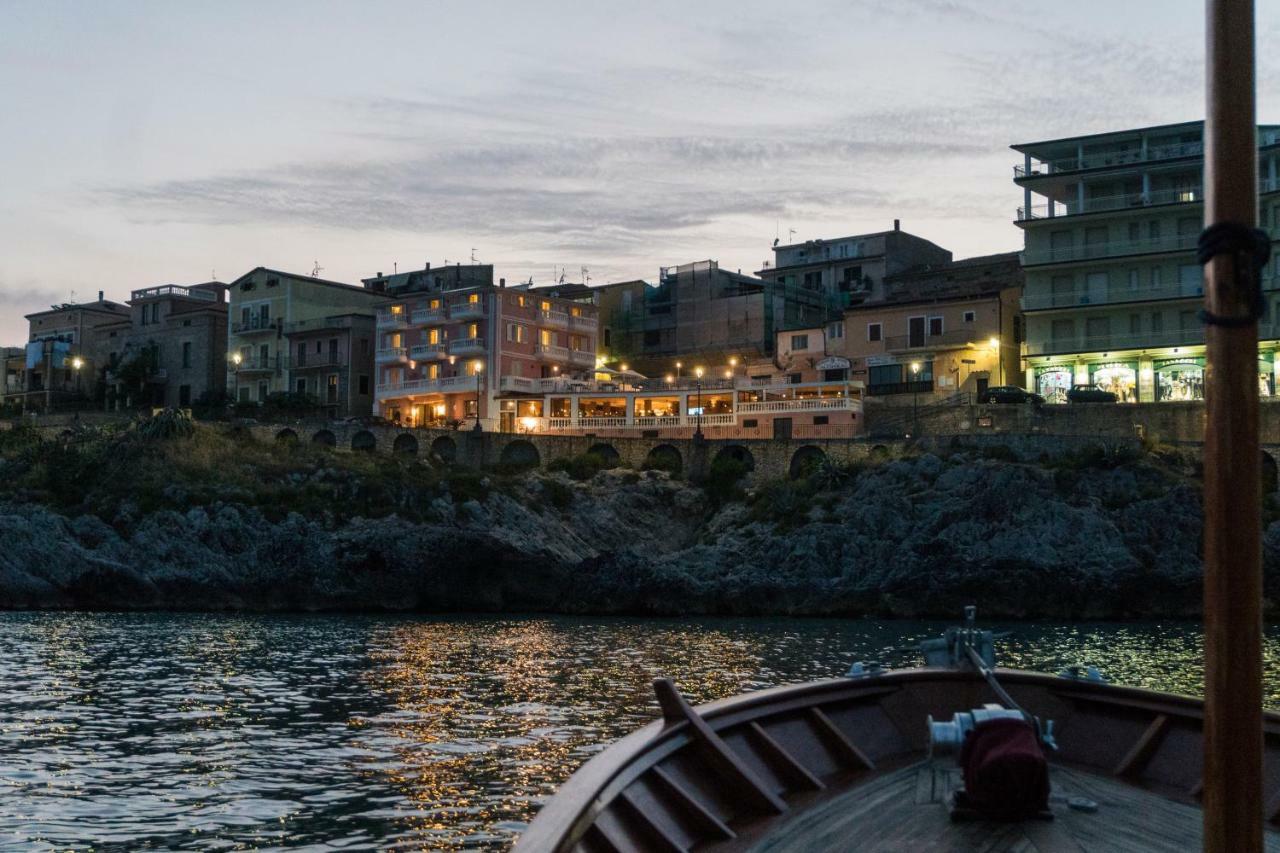 Albergo Tirreno Марина-ді-Камерота Екстер'єр фото
